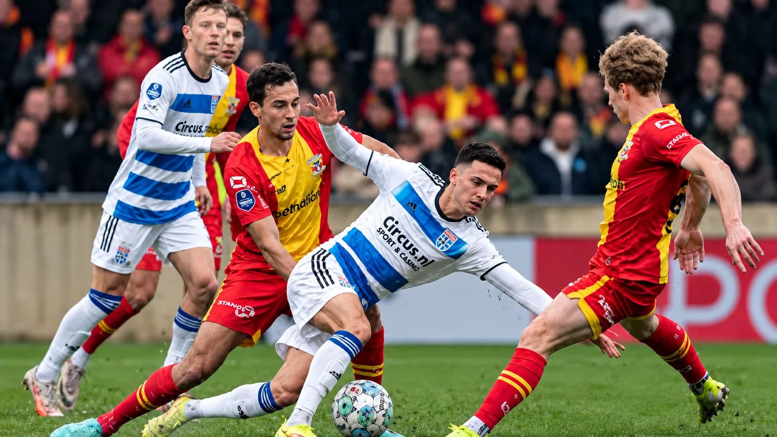Go Ahead Eagles Amankan Kemenangan, Utrecht dan PEC Zwolle Malah Gagal Saling Mengalahkan!