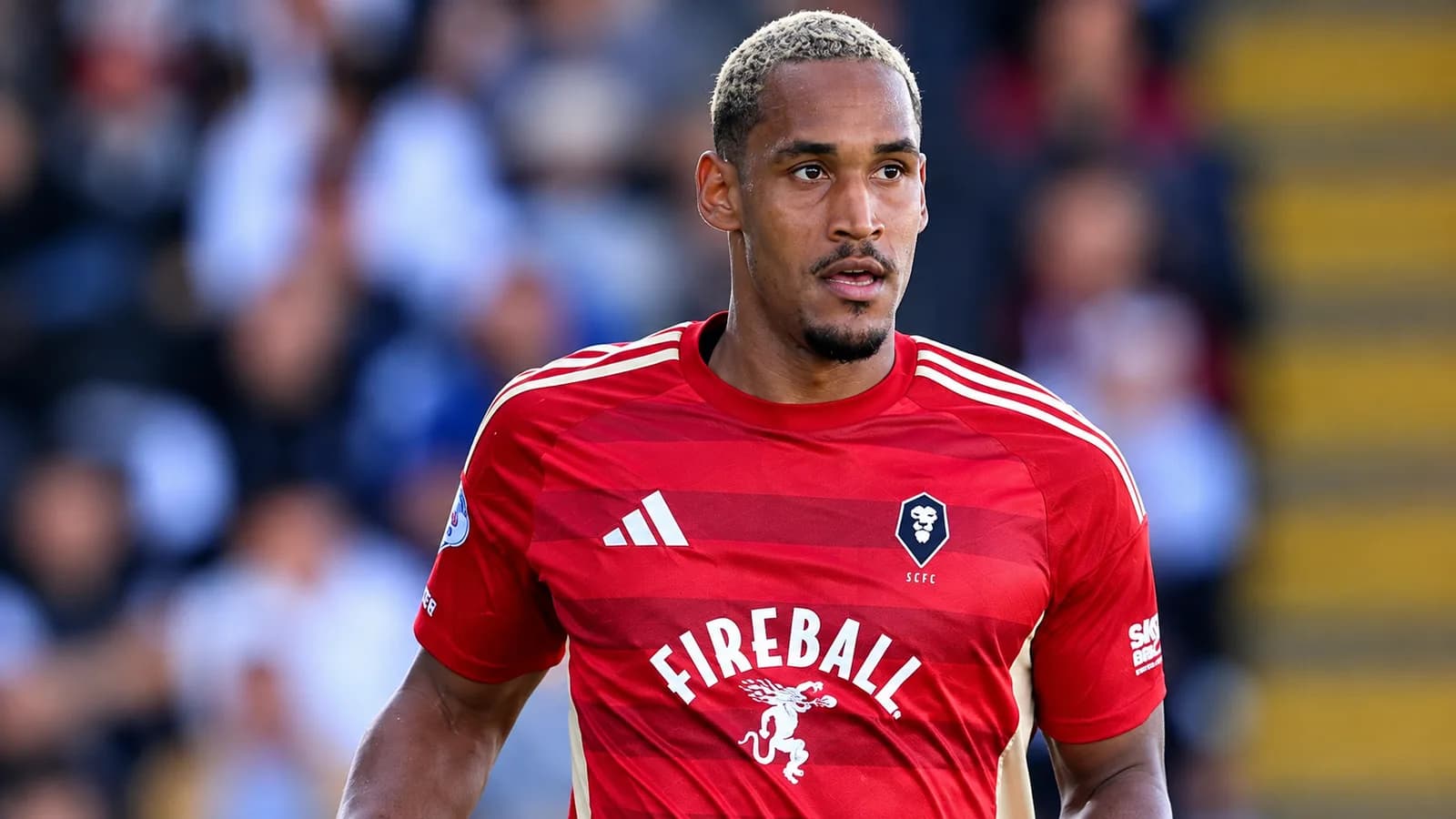 Salford City Hujani Gawang Walsall dengan Empat Gol dalam Duel Delapan Gol
