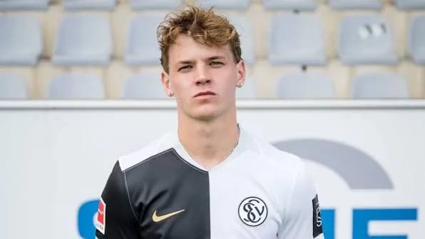 Elversberg Hancurkan Mainz 4–1, Cole Campbell Tutup Kemenangan dengan Gol Spektakuler