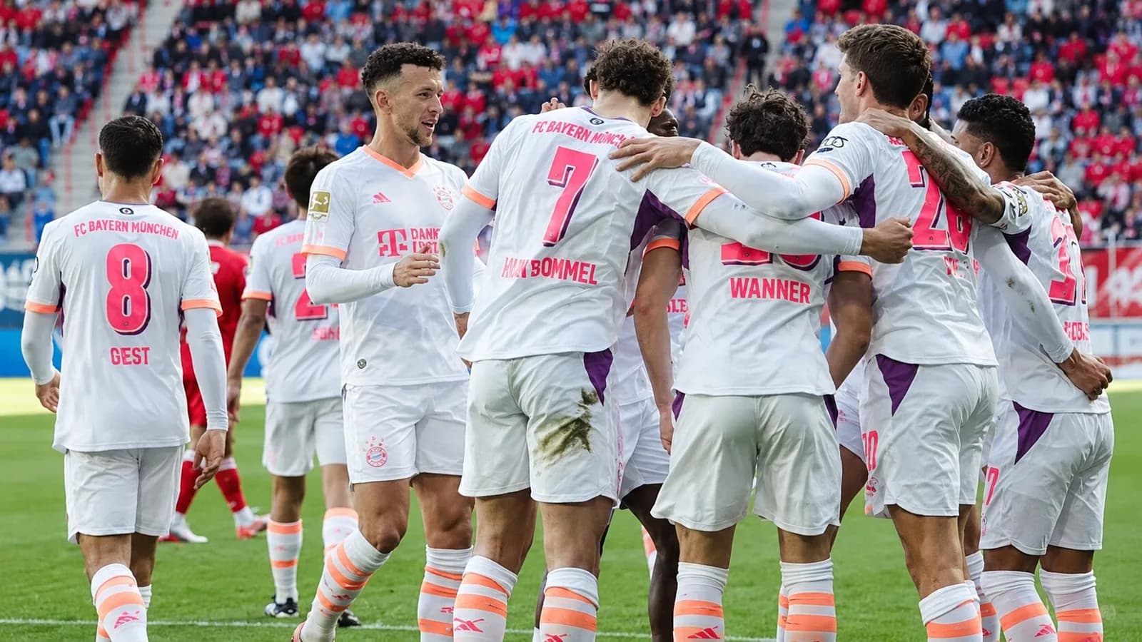 PSV Tampil Efektif! Heerenveen Gagal Membalas Dua Gol Tuan Rumah