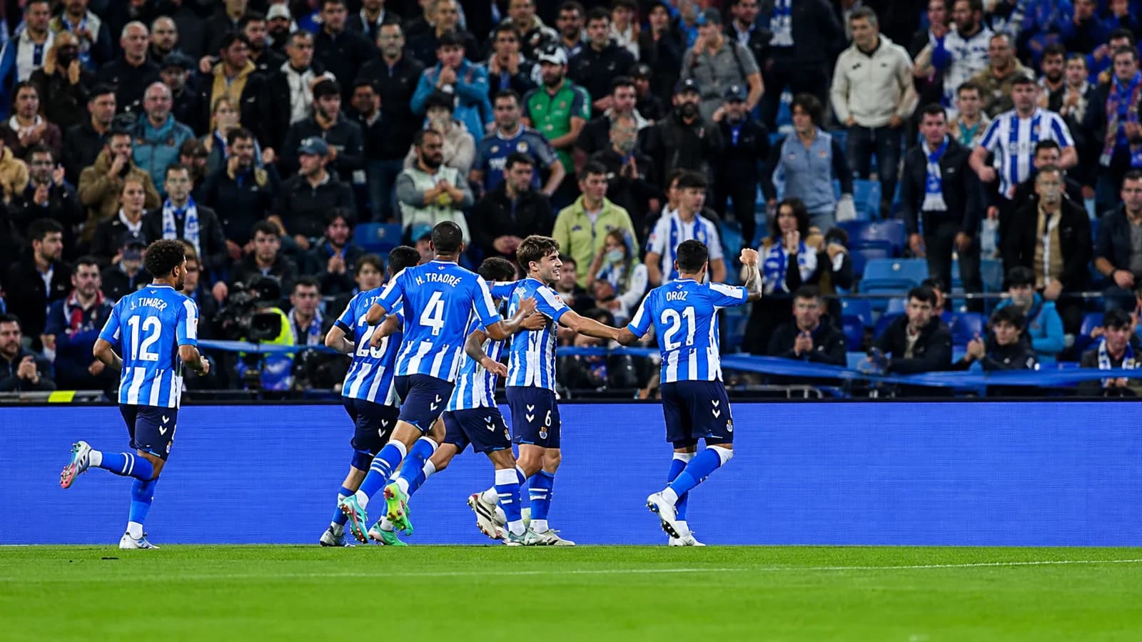 Coventry City Hajar Newcastle 4-1, Gol Pemain 18 Tahun Lengkapi Malam Bersejarah Frank Lampard