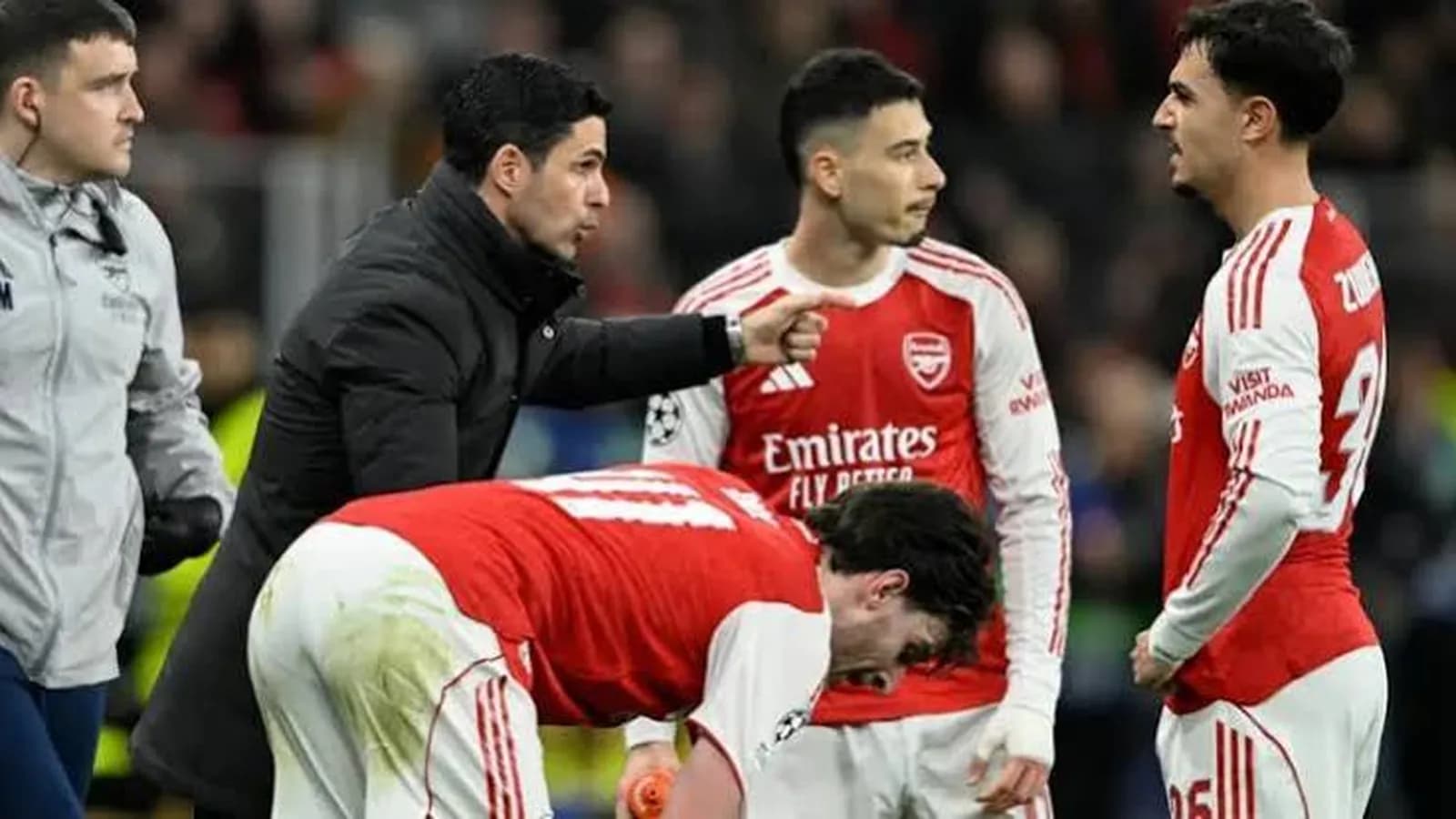 Arsenal Kehilangan Dua Pemain Jelang Lille, Hincapié dan Zubimendi Cedera