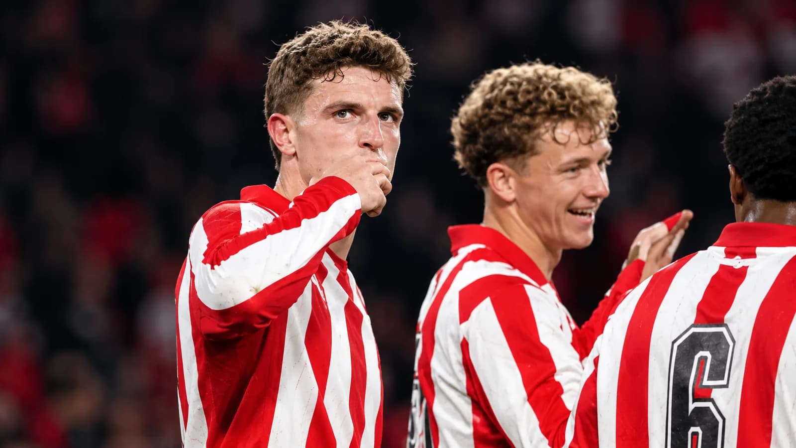 Satu Penalti yang Digagalkan, Satu Gol yang Menentukan: Leipzig Taklukkan PSV