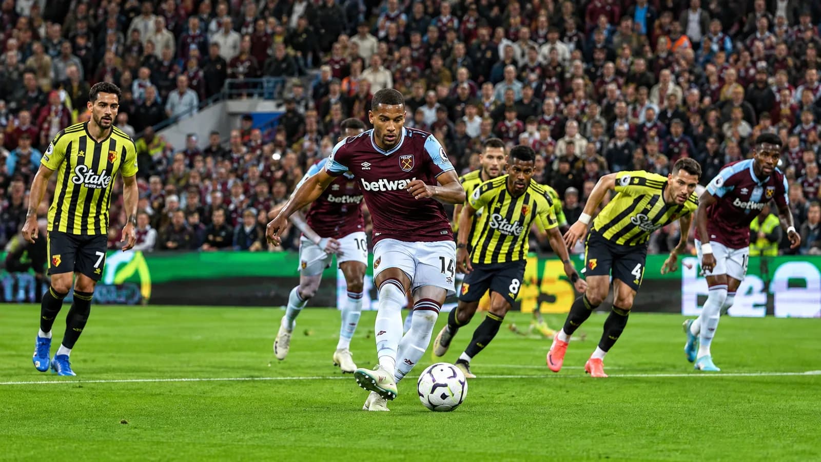 Aston Villa Hancurkan Fenerbahçe 6-0, Jackson dan Barkley Sama-Sama Cetak Dua Gol