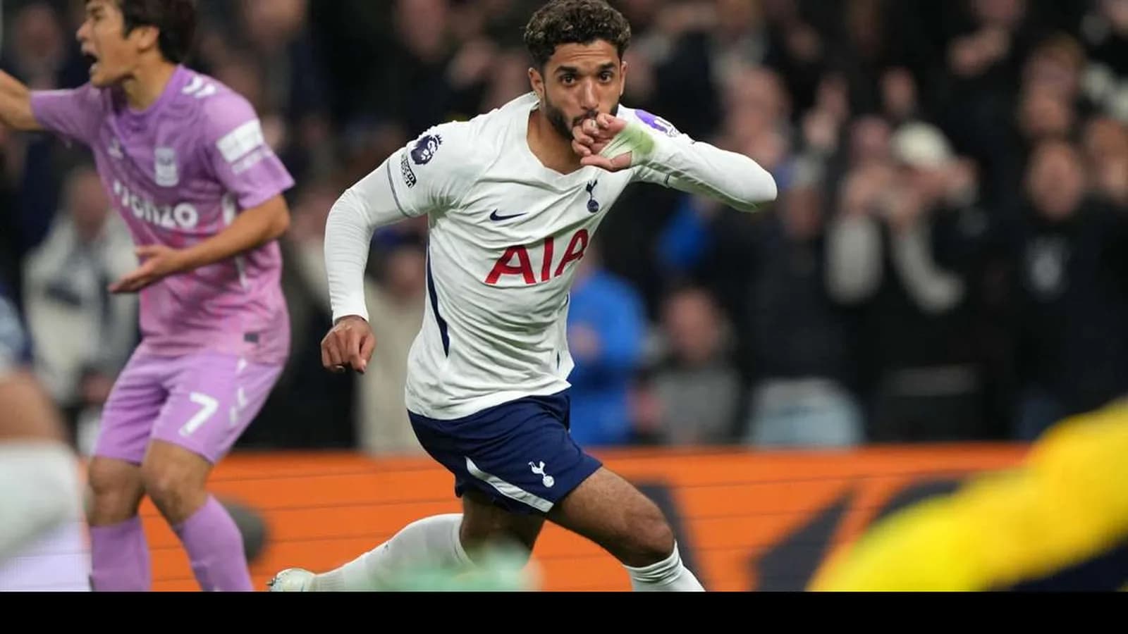 Tottenham Akhiri Puasa Kemenangan 148 Hari, Maddison dan Marmoush Bawa Spurs Menang 3-1