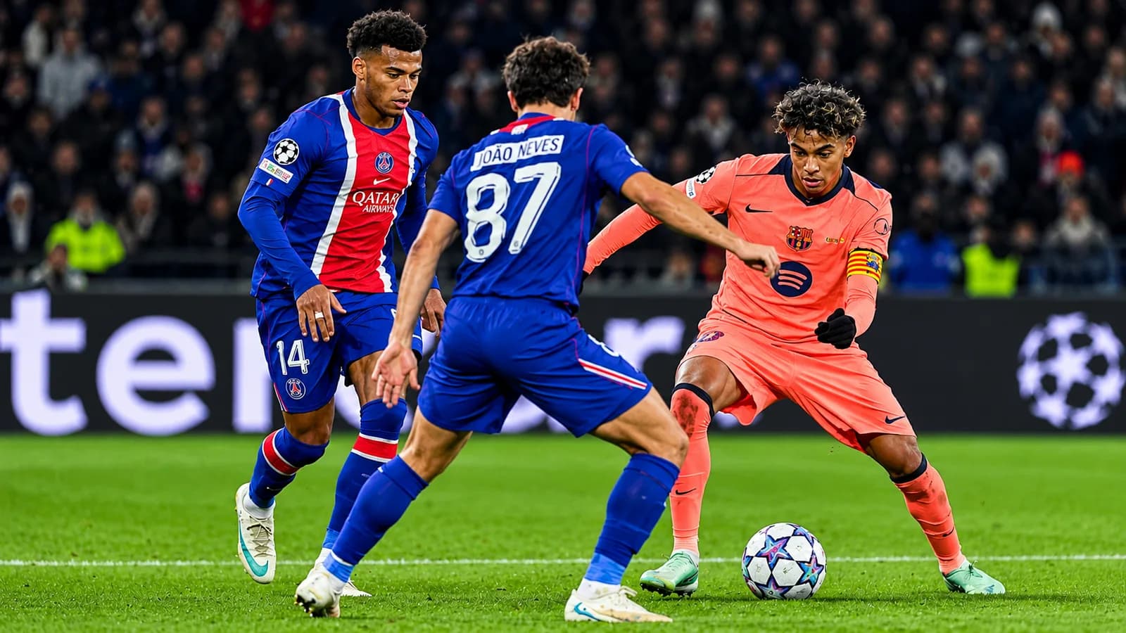 PSG Hancurkan Rekor Tak Terkalahkan Barcelona, Vitinha Jadi Penentu Dalam Drama Enam Gol