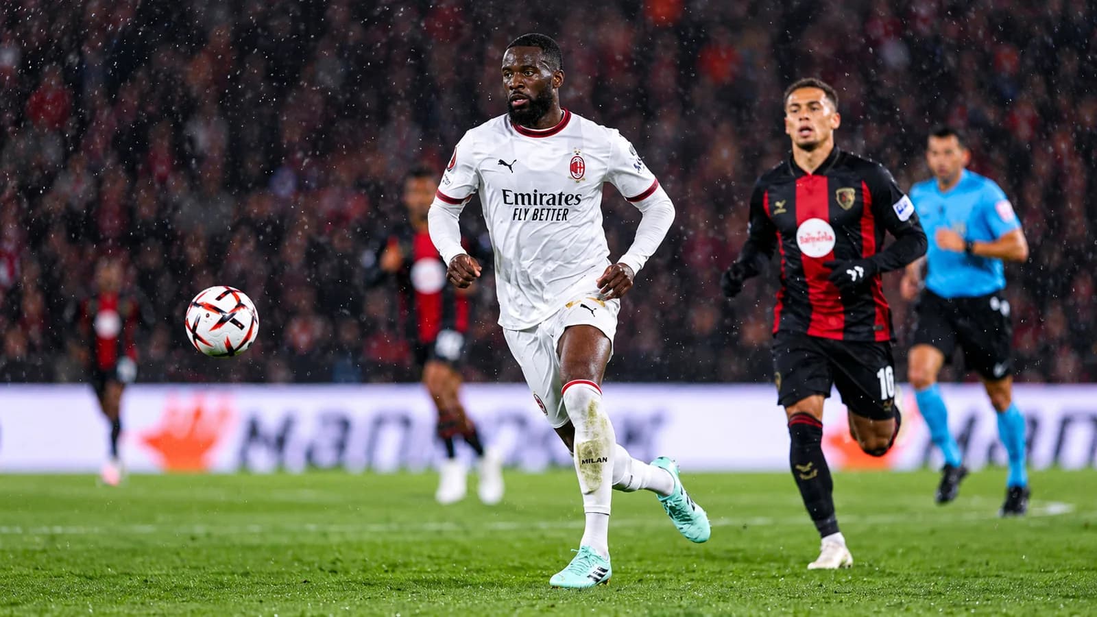 Bournemouth Permalukan AC Milan 3-0, Kartu Merah Maignan Ubah Jalannya Pertandingan