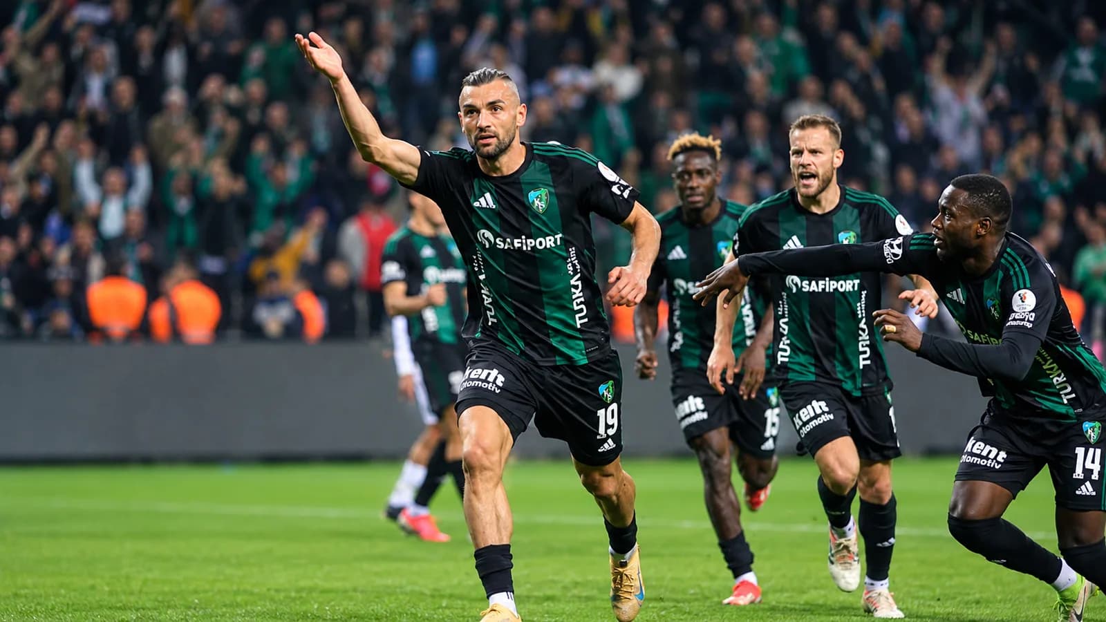 Alanyaspor dan Kocaelispor Berebut Poin Penting di Süper Lig